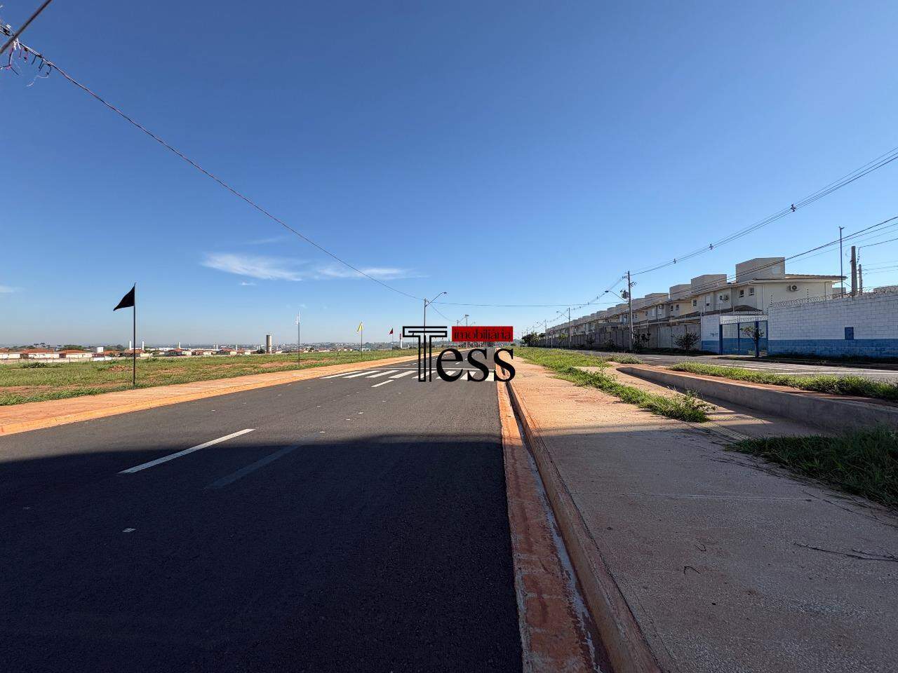 Terreno / Lote / Condomínio à venda, 1774m² — foto 3 de 8