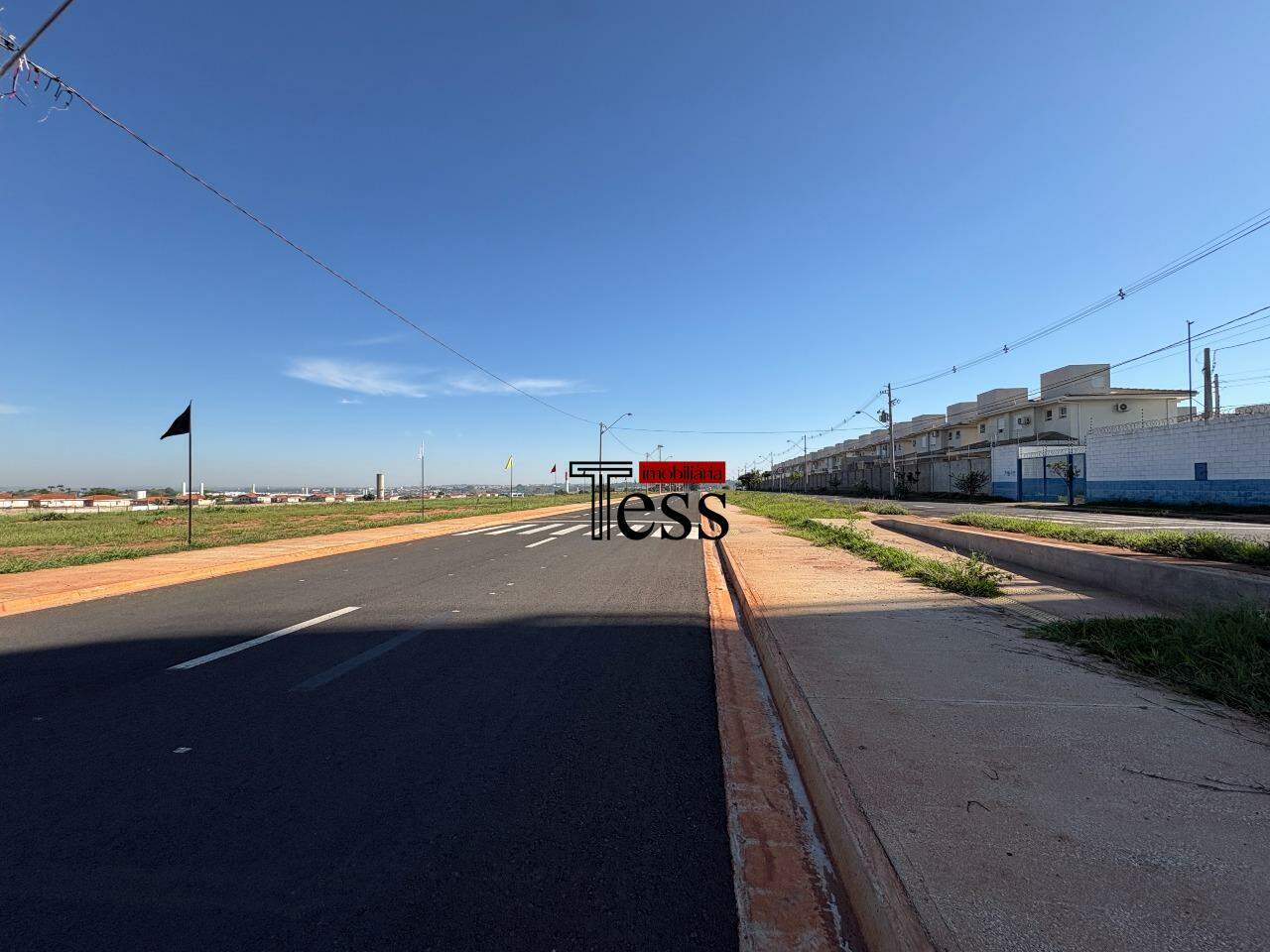 Terreno / Lote / Condomínio à venda, 1667m² — foto 2 de 8