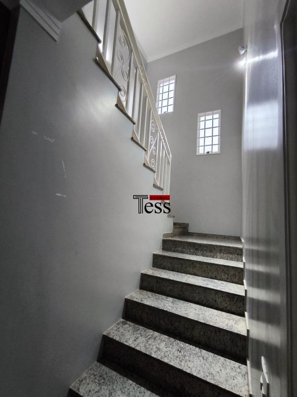 Casa com 3 quartos para aluguel, 289m² — foto 10 de 23