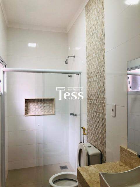 Casa de Condomínio com 3 quartos para aluguel, 185m² — foto 8 de 11