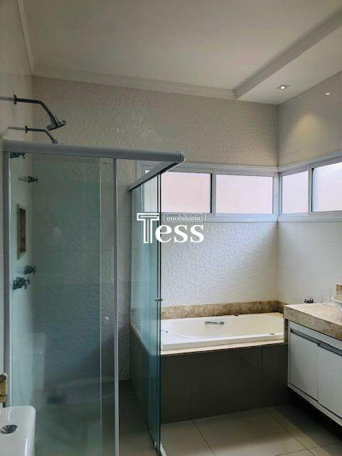 Casa de Condomínio com 3 quartos para aluguel, 185m² — foto 6 de 11