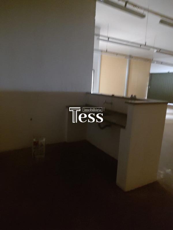 Loja / Salão / Ponto Comercial para aluguel, 400m² — foto 6 de 18