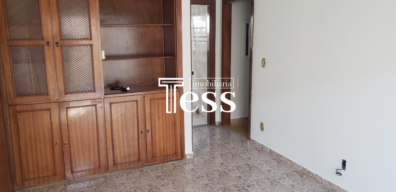 Casa com 4 quartos para aluguel, 340m² — foto 30 de 30