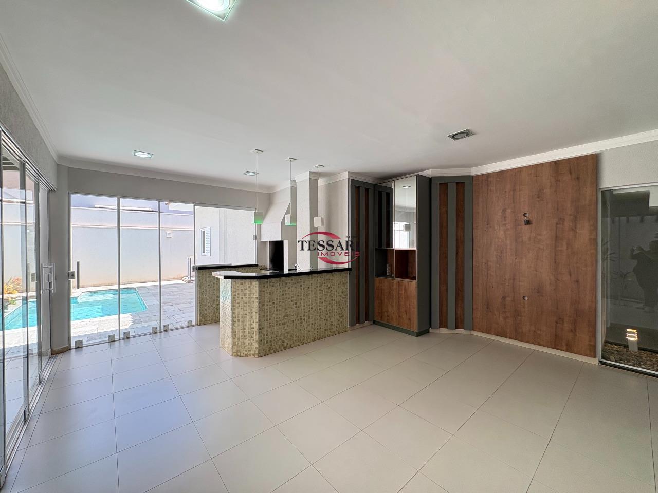 Casa de Condomínio com 3 quartos para aluguel, 284m² — foto 24 de 28