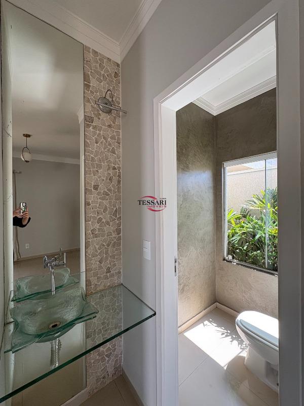 Casa de Condomínio com 3 quartos para aluguel, 284m² — foto 12 de 28