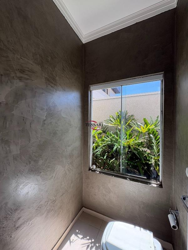 Casa de Condomínio com 3 quartos para aluguel, 284m² — foto 13 de 28