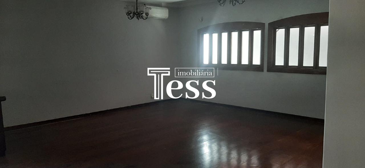 Casa com 3 quartos para aluguel, 350m² — foto 4 de 25