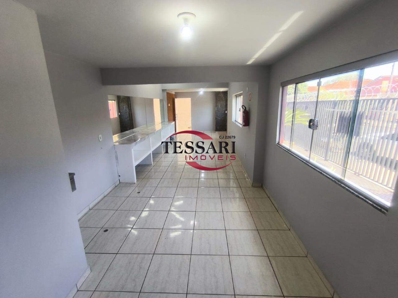 Casa com 2 quartos para aluguel, 226m² — foto 2 de 20