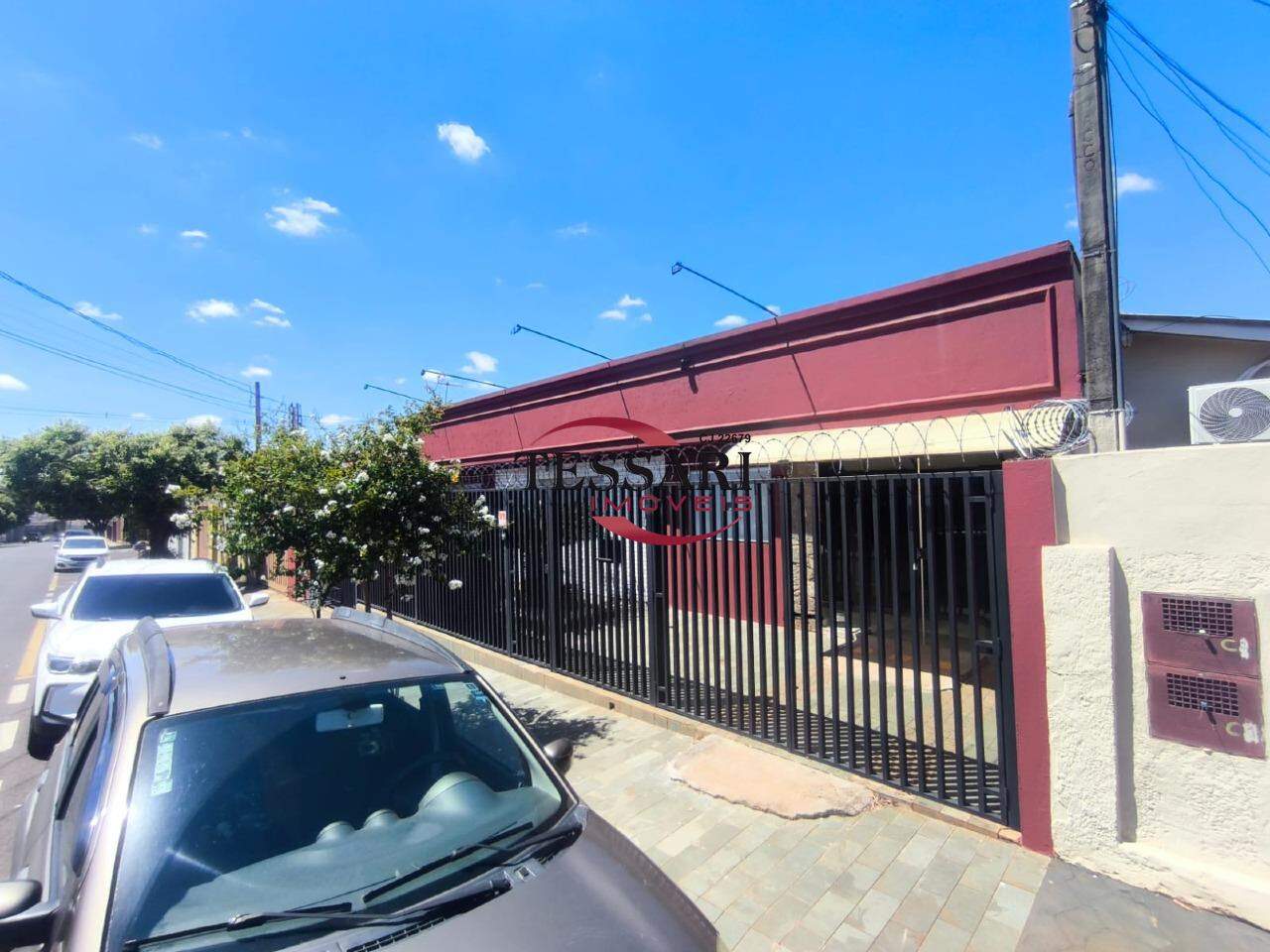 Casa com 2 quartos para aluguel, 226m² — foto 1 de 20