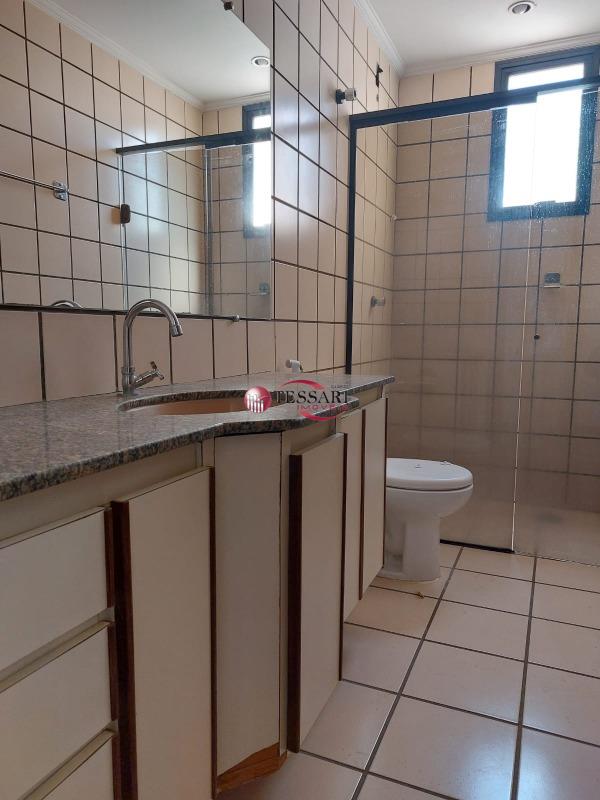 Apartamento com 3 quartos para aluguel, 110m² — foto 13 de 14