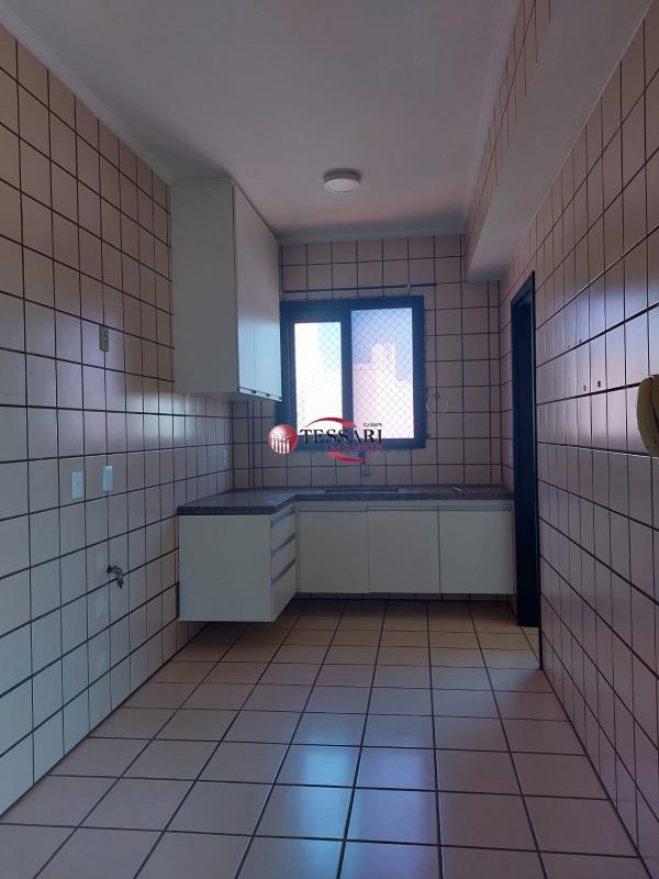Apartamento com 3 quartos para aluguel, 110m² — foto 7 de 14