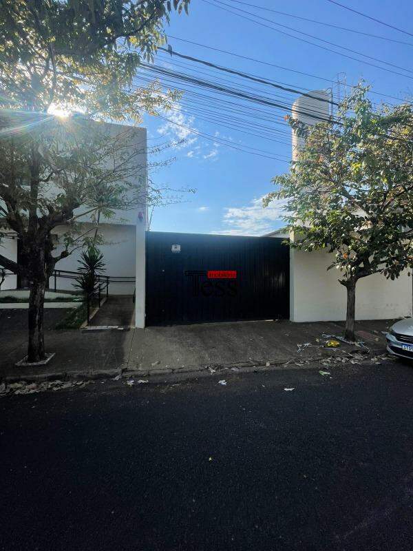 Loja / Salão / Ponto Comercial para aluguel, 1240m² — foto 2 de 25