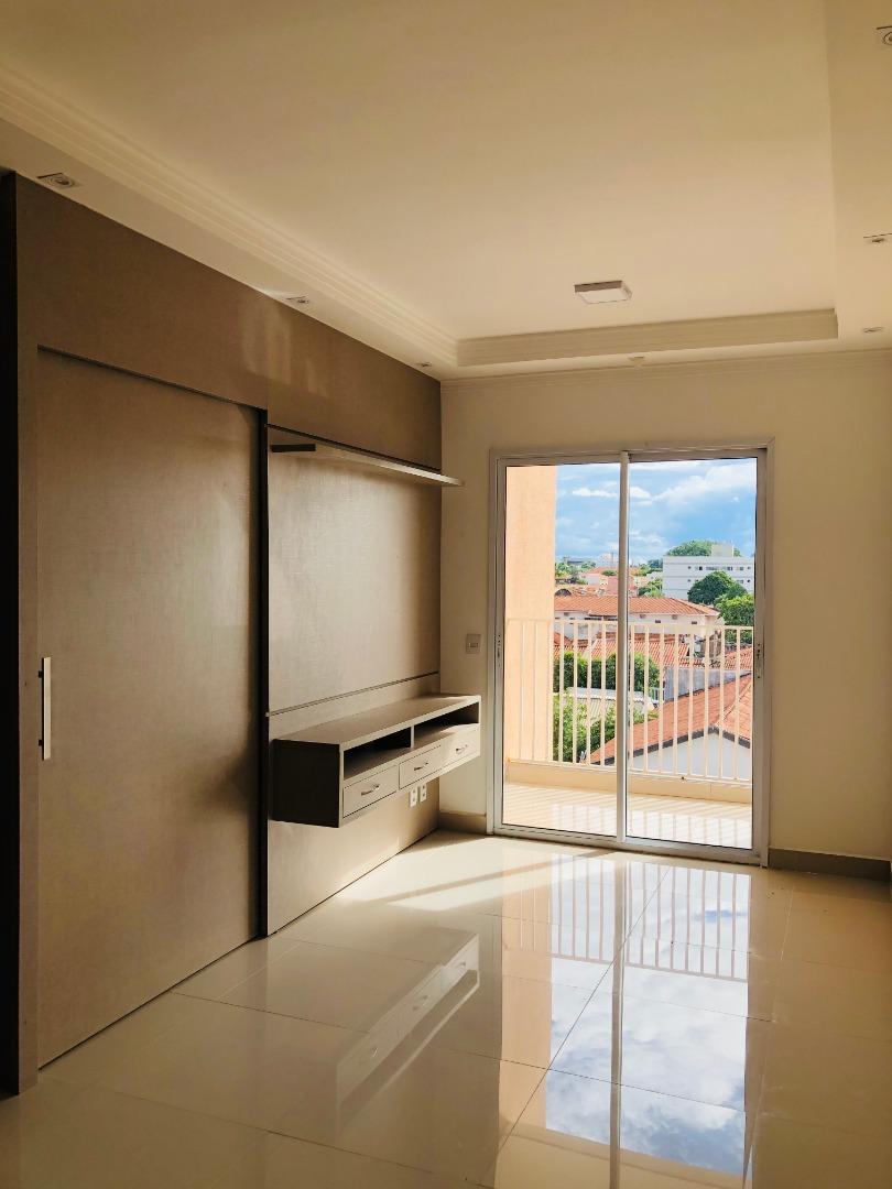 Apartamento com 2 quartos para aluguel, 63m² — foto 2 de 14