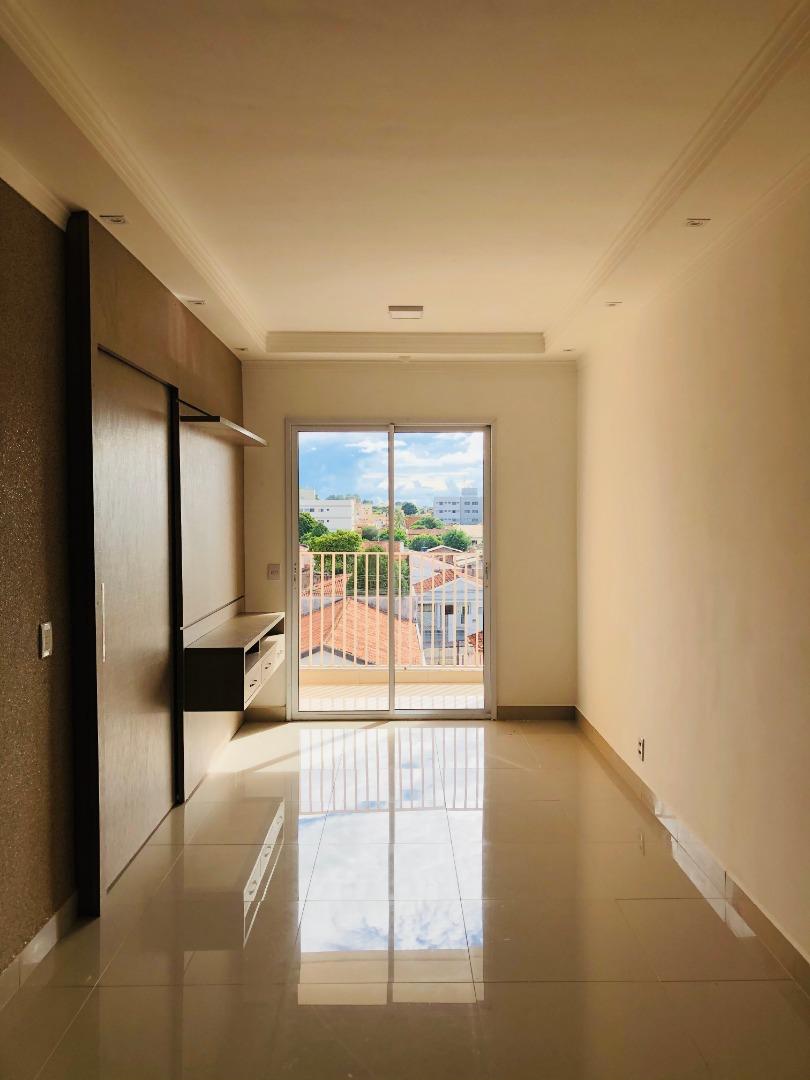 Apartamento com 2 quartos para aluguel, 63m² — foto 1 de 14