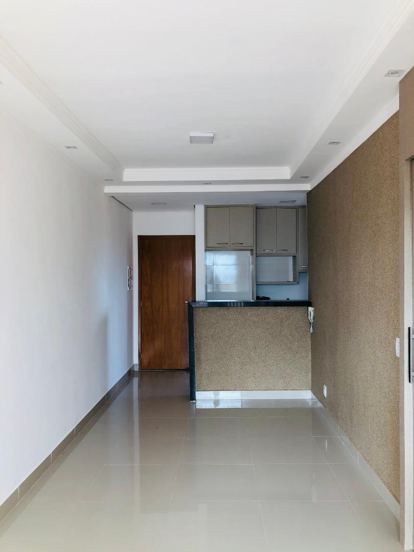 Apartamento com 2 quartos para aluguel, 63m² — foto 3 de 14