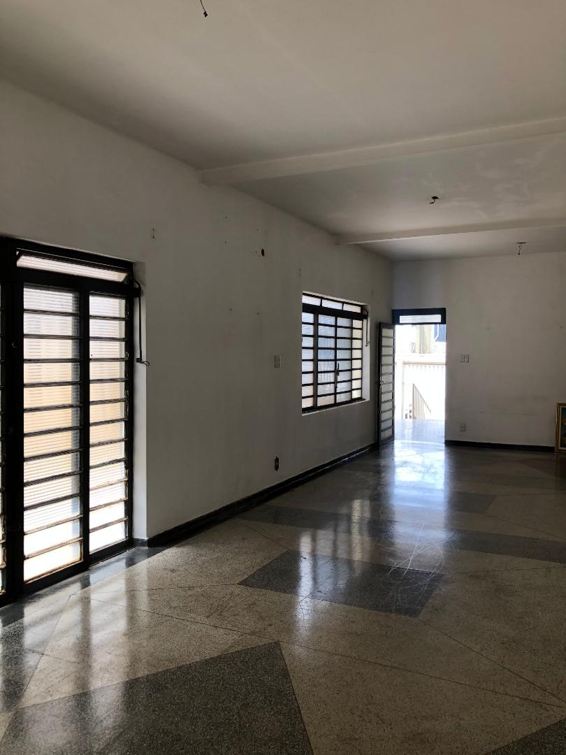 Casa com 2 quartos para aluguel, 160m² — foto 2 de 13
