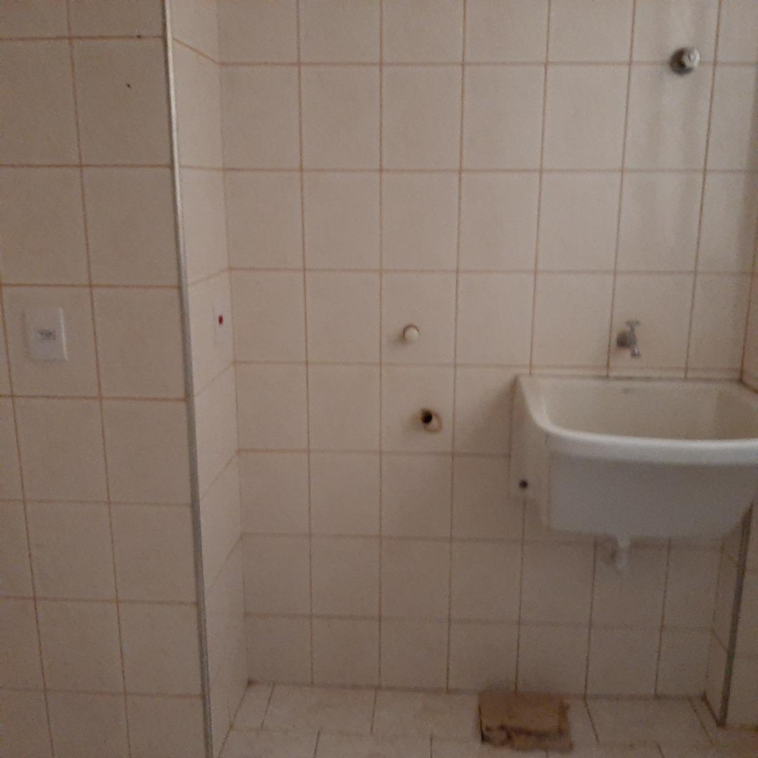 Apartamento com 3 quartos para aluguel, 98m² — foto 12 de 14