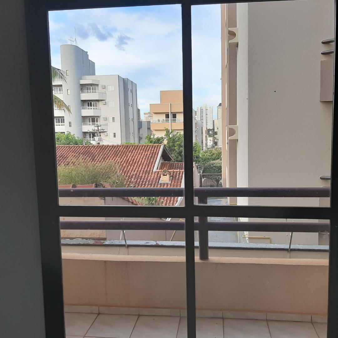 Apartamento com 3 quartos para aluguel, 98m² — foto 13 de 14