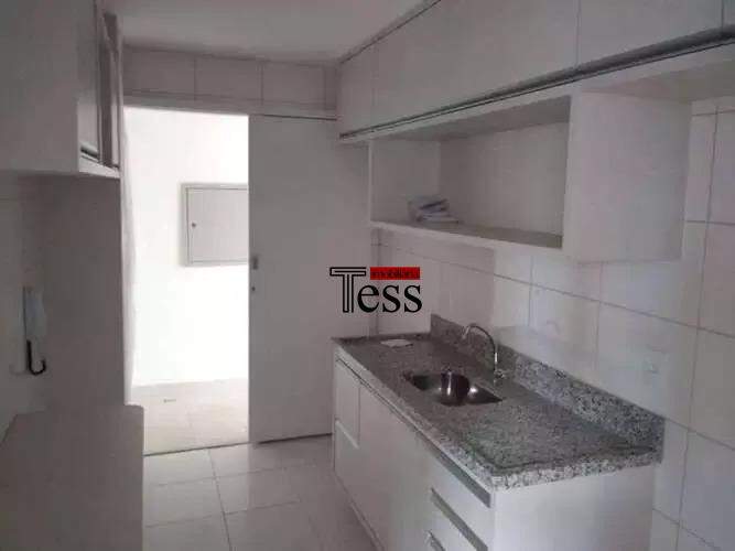 Apartamento com 3 quartos para aluguel, 105m² — foto 13 de 28