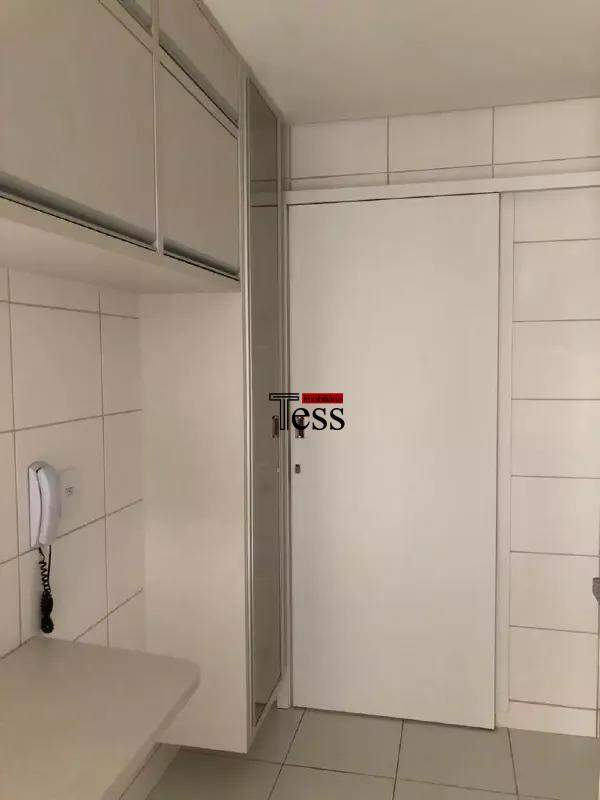 Apartamento com 3 quartos para aluguel, 105m² — foto 16 de 28