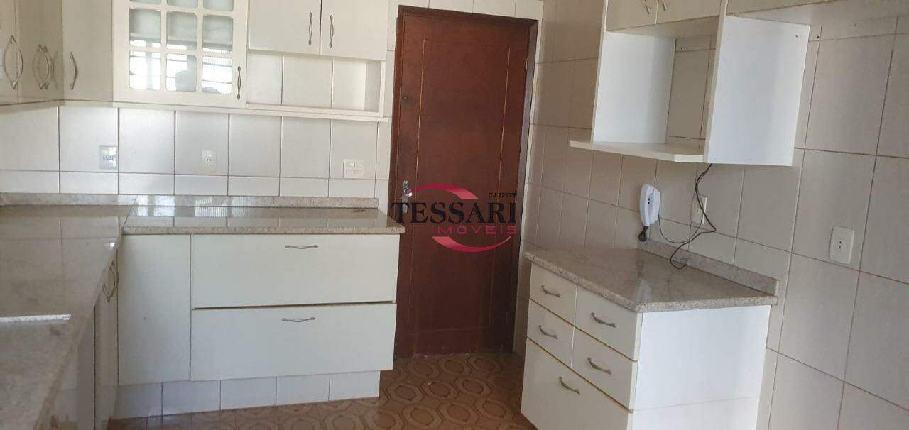 Imóvel Comercial com 4 quartos para aluguel, 280m² — foto 11 de 21