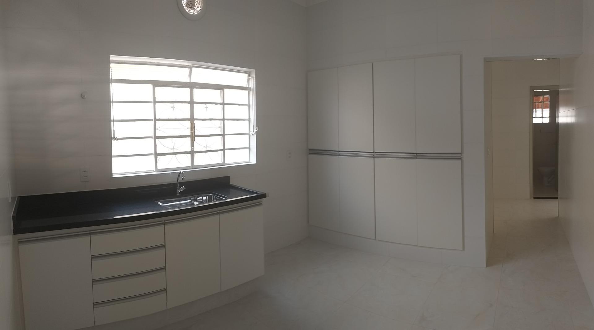 Casa com 3 quartos para aluguel, 156m² — foto 12 de 17
