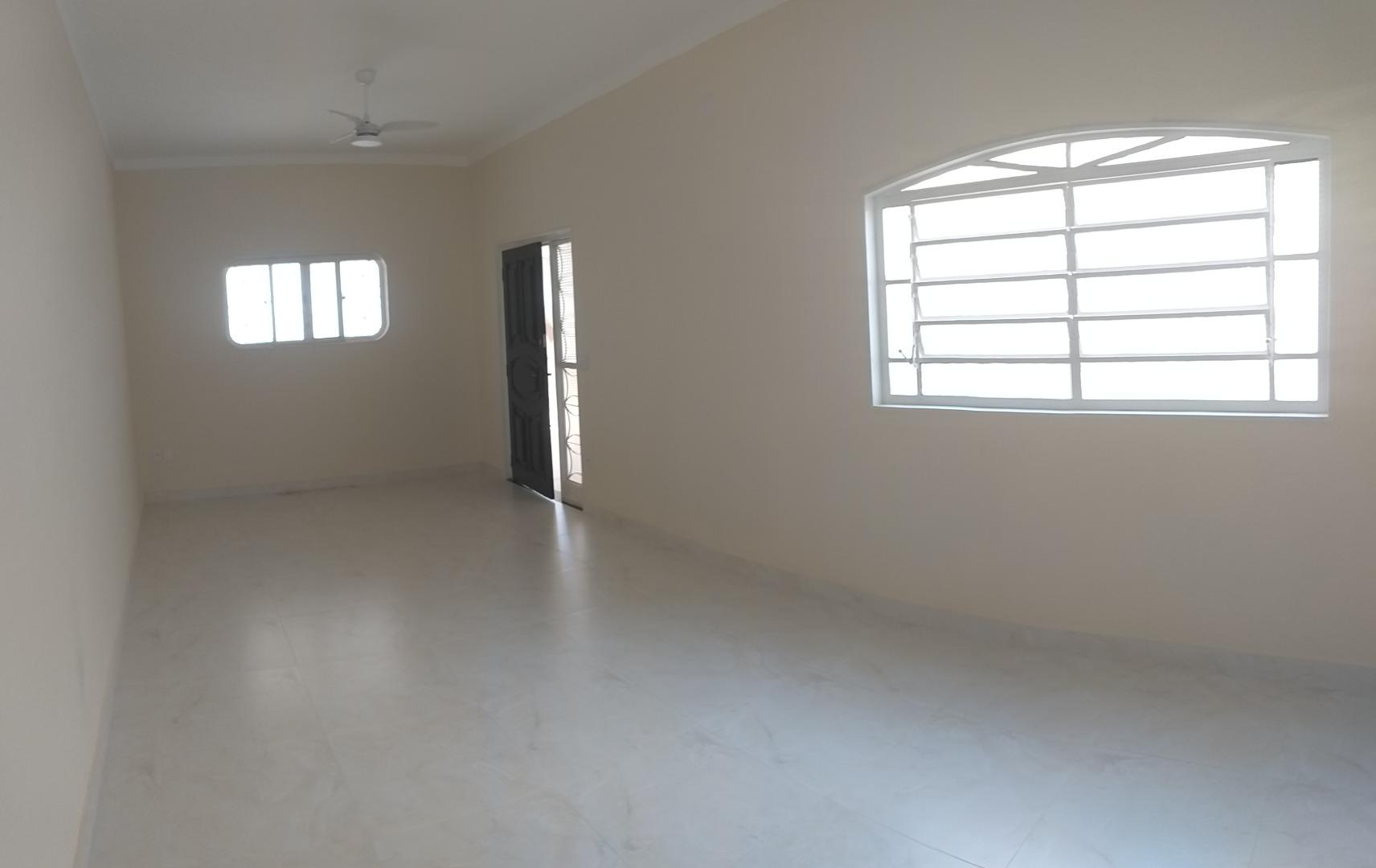 Casa com 3 quartos para aluguel, 156m² — foto 4 de 17