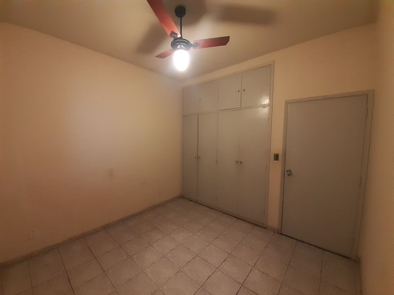 Casa com 3 quartos para aluguel, 154m² — foto 10 de 19