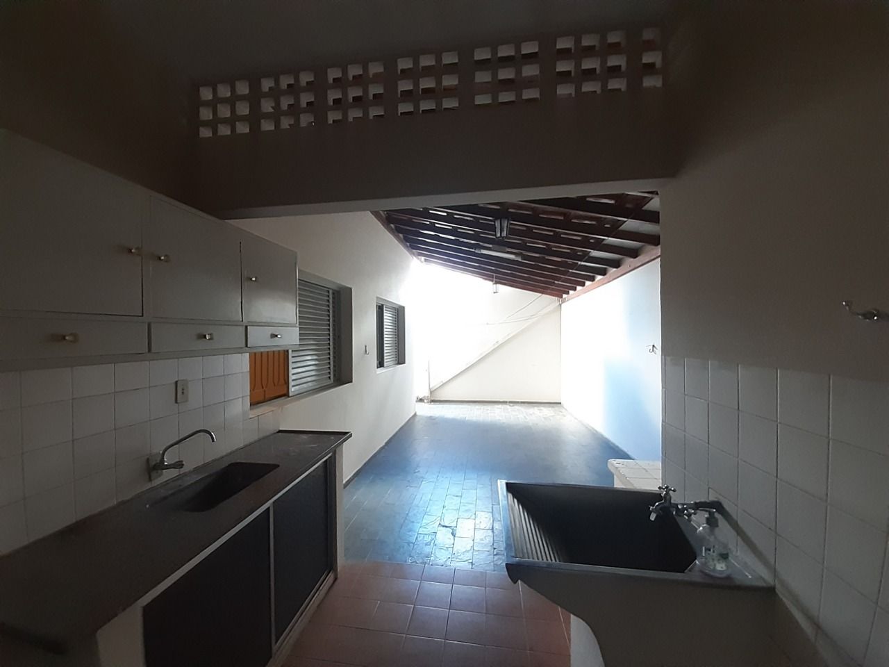 Casa com 3 quartos para aluguel, 154m² — foto 18 de 19