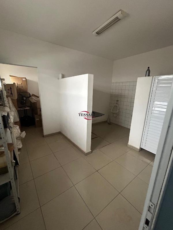 Loja / Salão / Ponto Comercial para aluguel, 800m² — foto 7 de 27