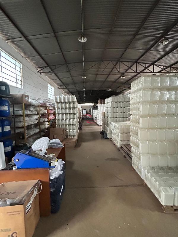 Loja / Salão / Ponto Comercial para aluguel, 800m² — foto 2 de 27