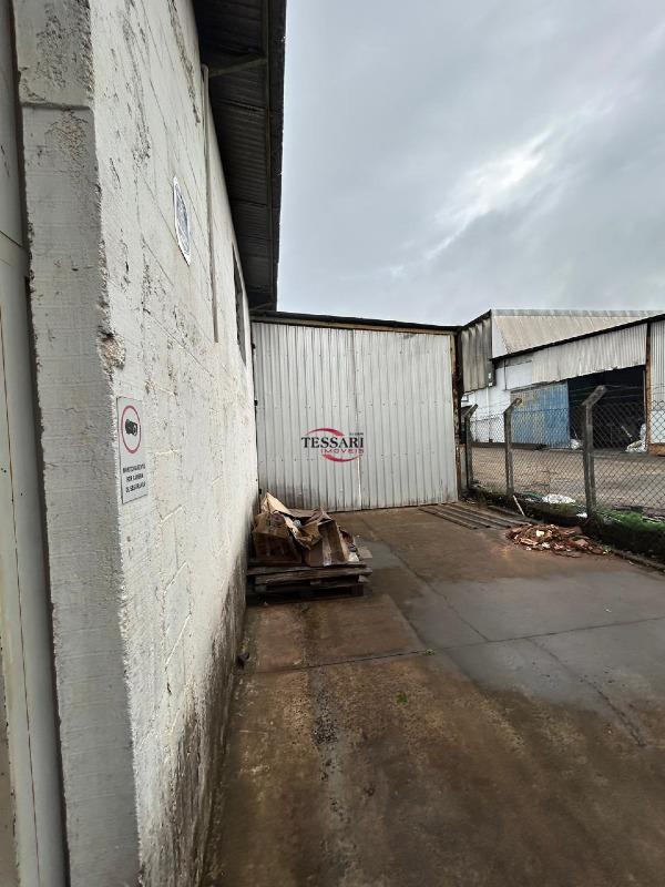 Loja / Salão / Ponto Comercial para aluguel, 800m² — foto 16 de 27