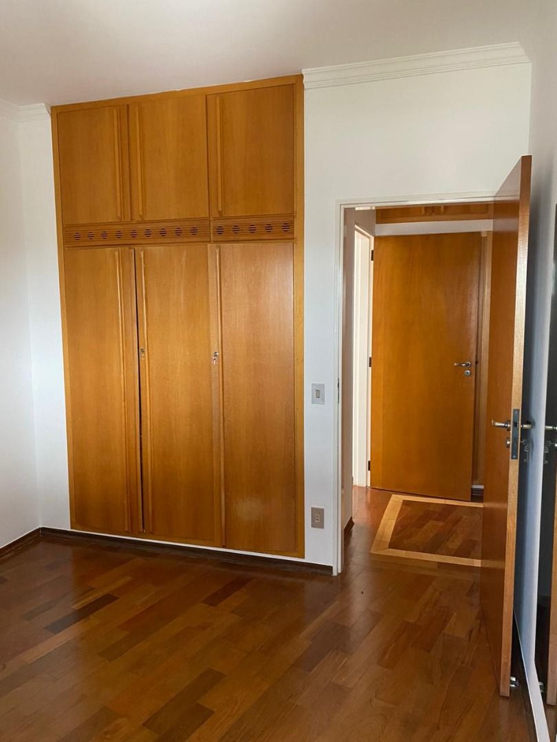 Apartamento com 4 quartos para aluguel, 290m² — foto 12 de 30