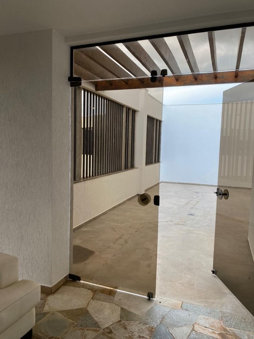 Apartamento com 4 quartos para aluguel, 290m² — foto 22 de 30