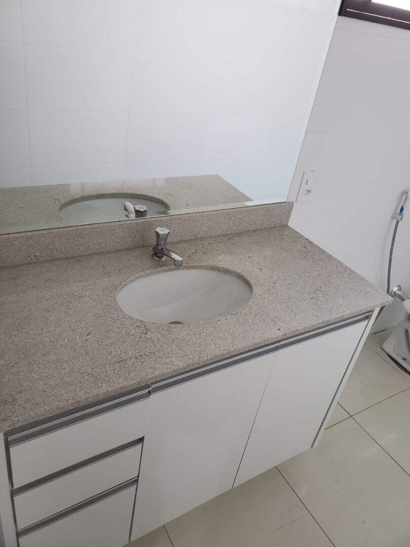 Casa com 3 quartos para aluguel, 280m² — foto 23 de 29