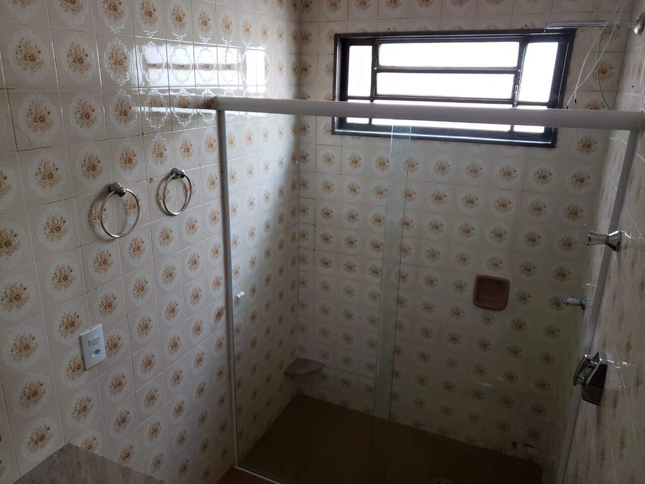Casa com 3 quartos para aluguel, 280m² — foto 22 de 29