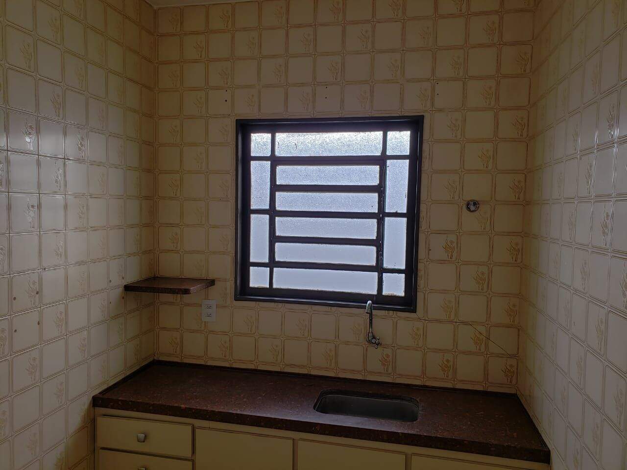 Casa com 3 quartos para aluguel, 280m² — foto 26 de 29