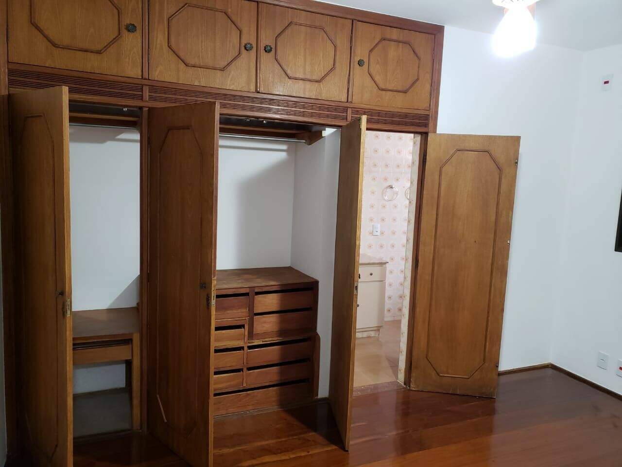 Casa com 3 quartos para aluguel, 280m² — foto 17 de 29