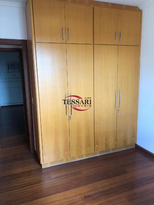 Apartamento com 3 quartos para aluguel, 160m² — foto 13 de 28