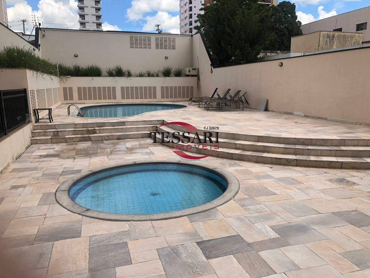 Apartamento com 3 quartos para aluguel, 160m² — foto 1 de 28