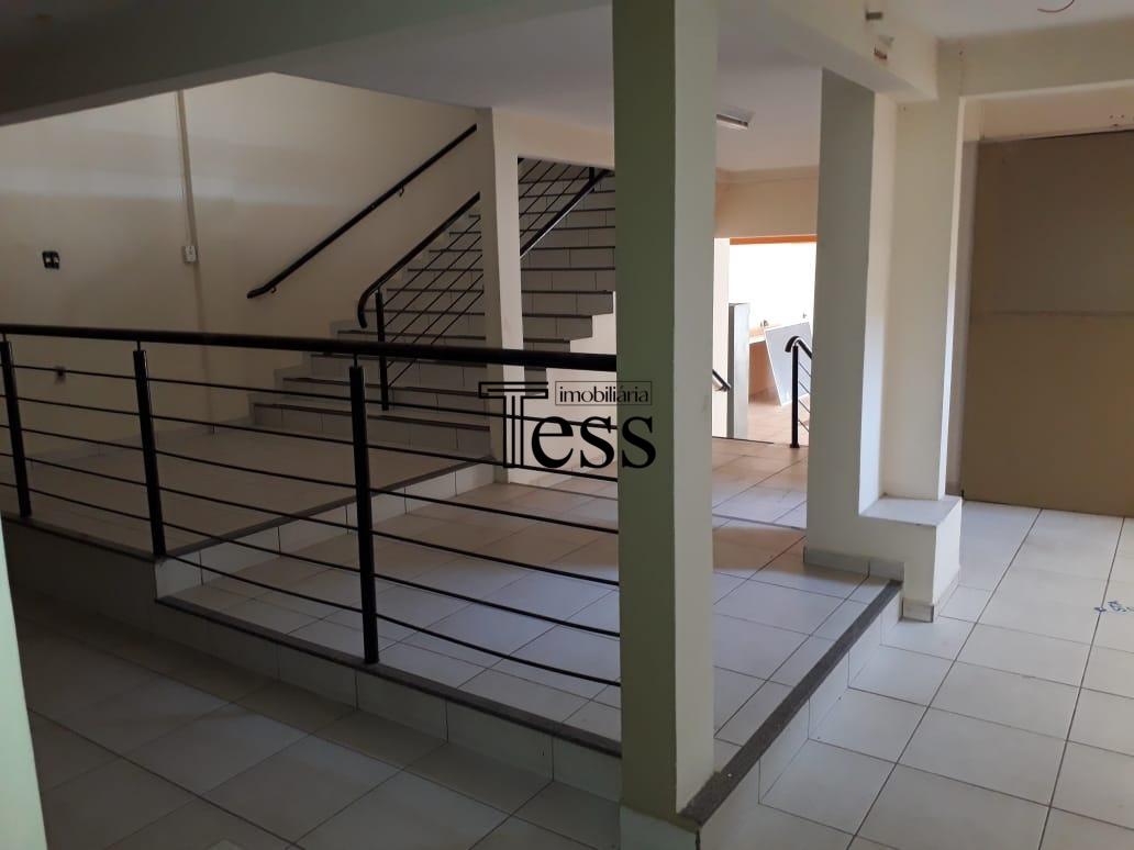 Loja / Salão / Ponto Comercial para aluguel, 1215m² — foto 3 de 14