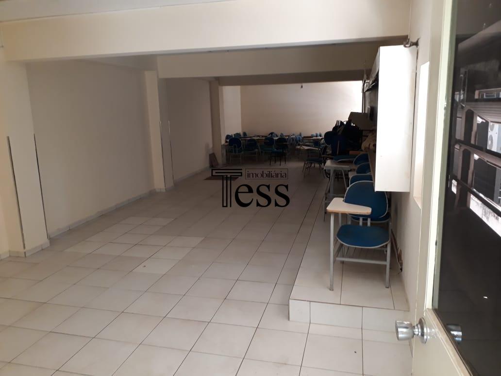 Loja / Salão / Ponto Comercial para aluguel, 1215m² — foto 2 de 14