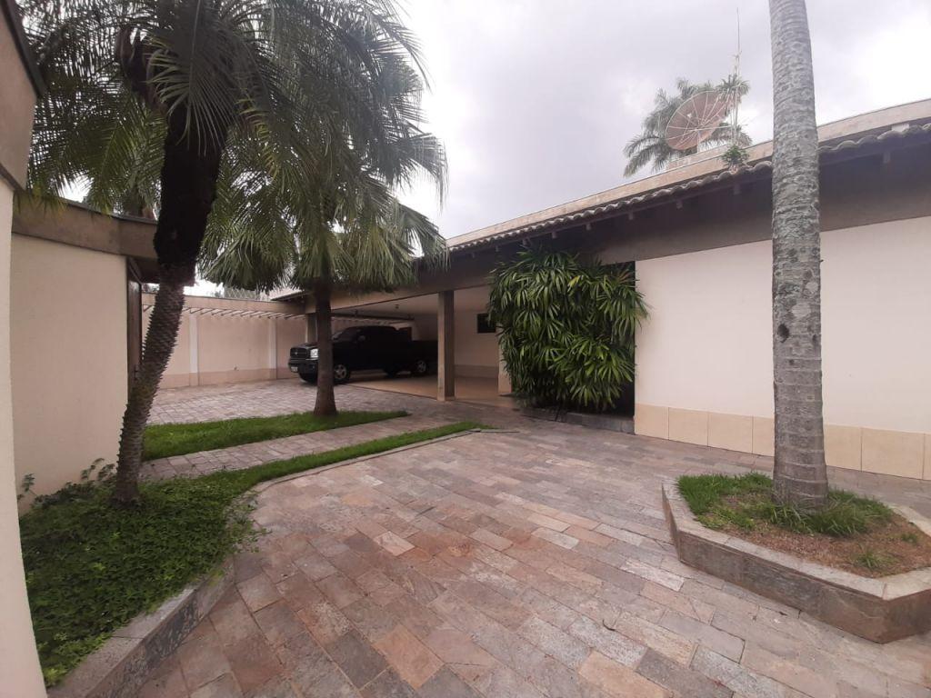 Casa com 4 quartos para aluguel, 750m² — foto 7 de 40