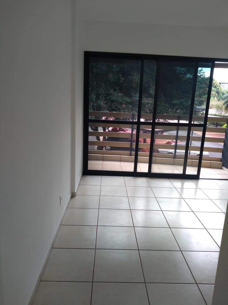 Apartamento com 2 quartos à venda, 84m² — foto 2 de 14
