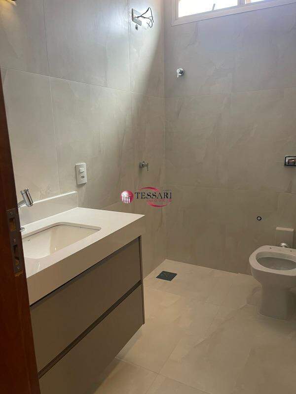 Apartamento com 2 quartos à venda, 135m² — foto 18 de 24