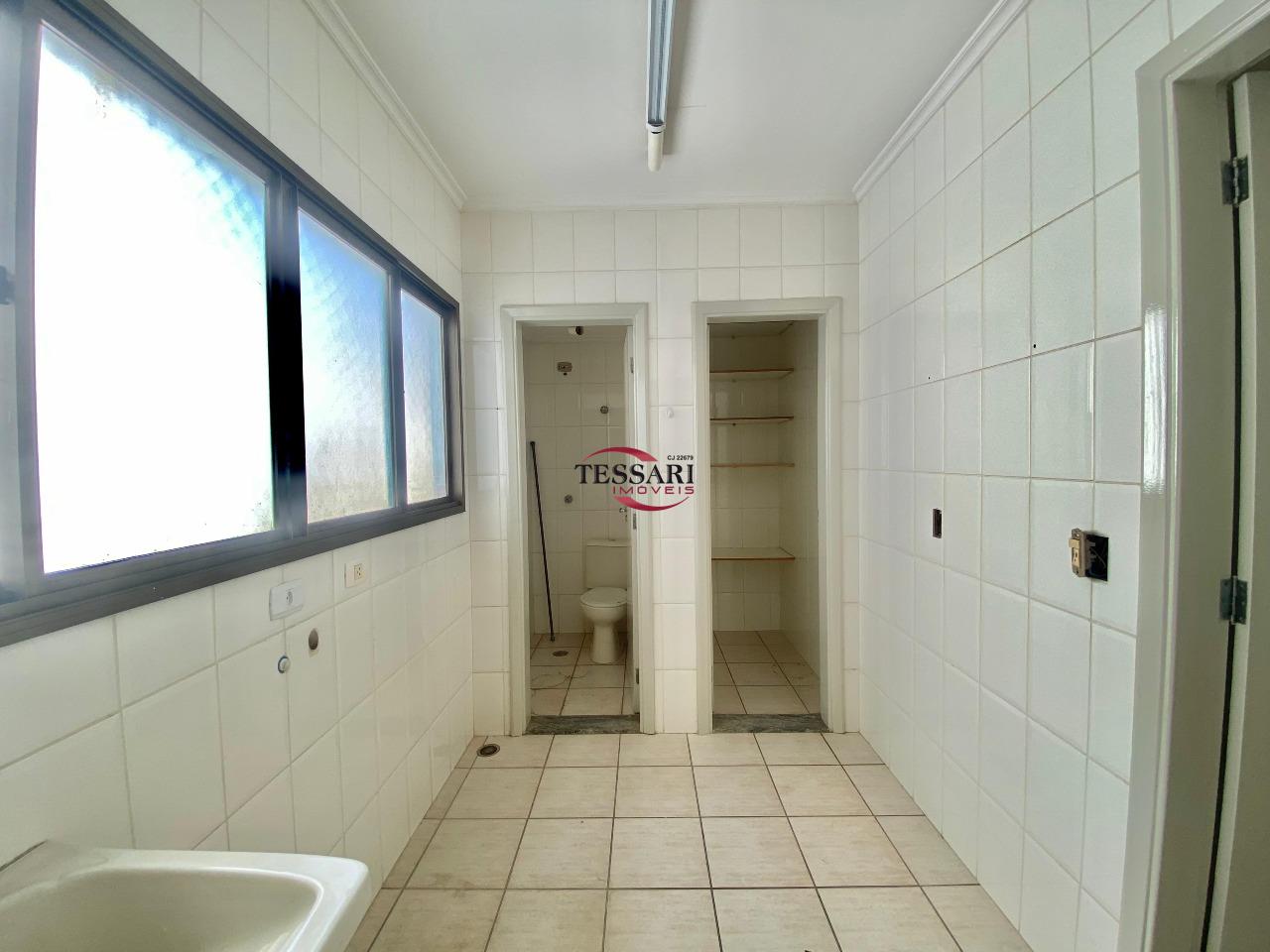 Apartamento com 3 quartos à venda, 115m² — foto 10 de 23