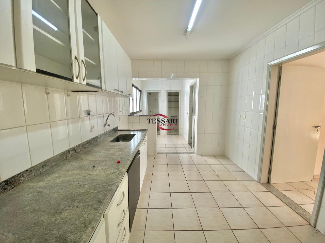 Apartamento com 3 quartos à venda, 115m² — foto 8 de 23