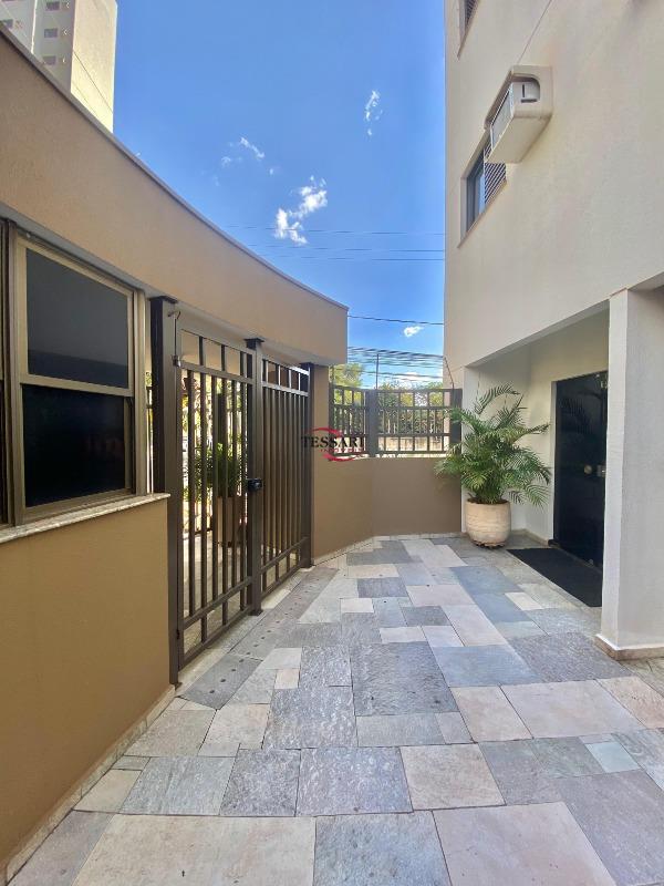 Apartamento com 3 quartos à venda, 115m² — foto 2 de 23