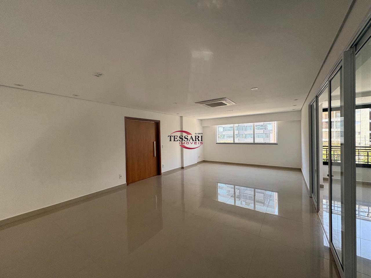 Apartamento com 3 quartos à venda, 275m² — foto 2 de 26