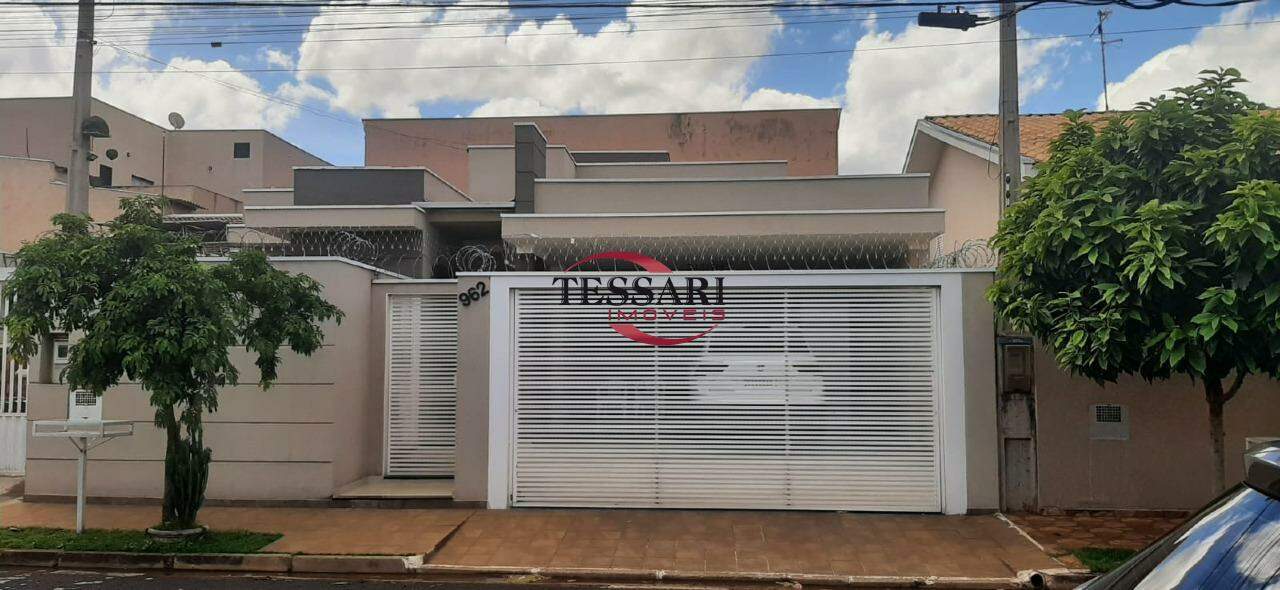 Casa com 2 quartos à venda, 160m² — foto 1 de 20